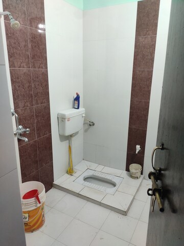 Bathroom in 2.5 BHK Independent House at Jankipuram Extension – for Rent