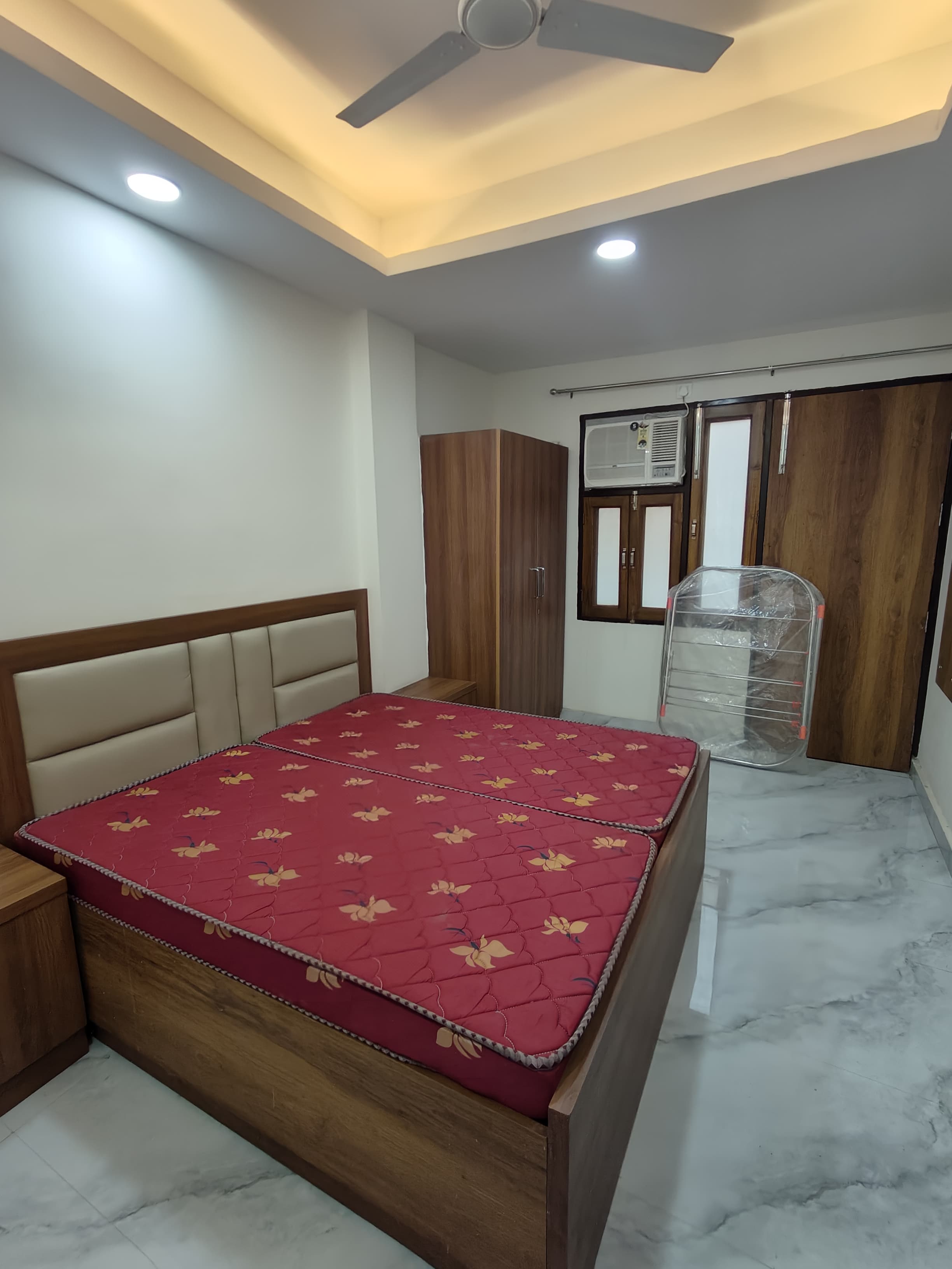 1 BHK + Study Room Builder Floor For Rent in Ansal Sushant Apartments
