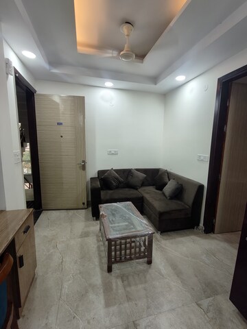 Master Bedroom in 1 BHK Builder Floor at Ansal Sushant Apartments, Sushant Lok I – for Rent