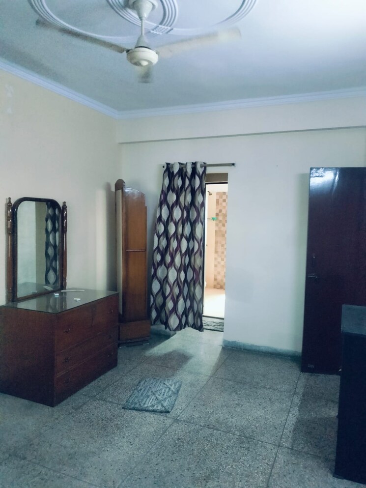 Living Room, ashok nagar 3 Bedroom 1200 Sq.Ft. Apartment In Ashok Nagar Delhi 8644087