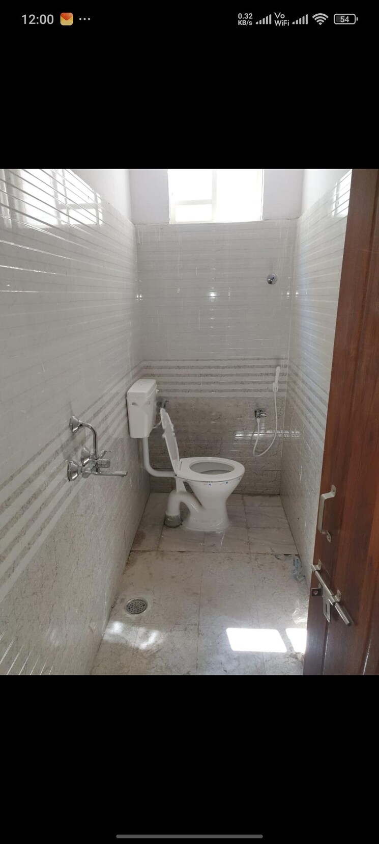 Bathroom, stand-alone-apartment 2 Bedroom 1200 Sq.Ft. Apartment In Madhapur Hyderabad 8644134