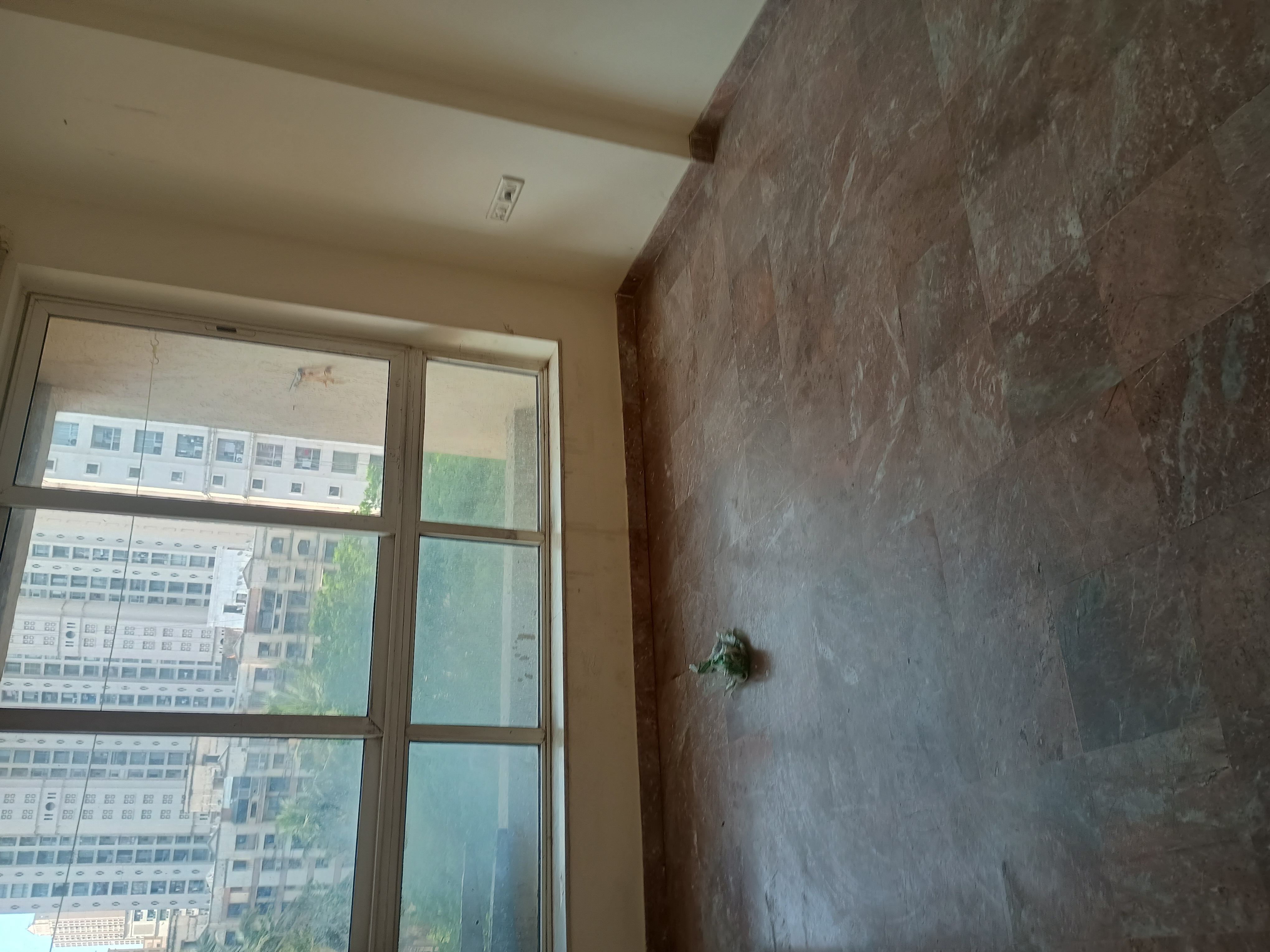 2 BHK Apartment For Sale in Hiranandani Villa Grand