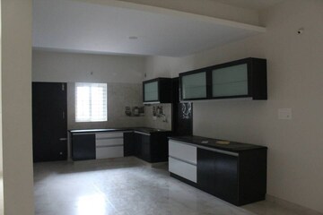 Room in 4 BHK Penthouse at Jayamahal – for Sale