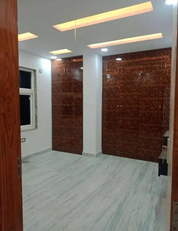 Bedroom in 2 BHK Builder Floor at Harit Vihar RWA, Burari – for Sale