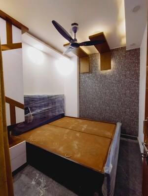 Furnished Amenities in 1 BHK Builder Floor at Uttam Nagar – for Sale