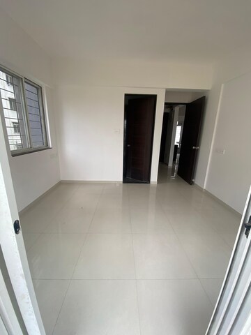 Room in 2.5 BHK Apartment at Samarttha 45 Shashwat Avenue, Punawale – for Rent