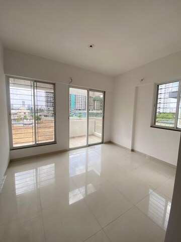 Room in 2.5 BHK Apartment at Samarttha 45 Shashwat Avenue, Punawale – for Rent