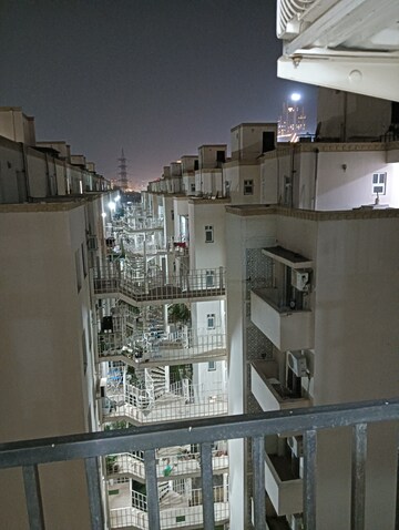 1 RK Apartment For Rent in Emaar Emerald Floors Premier, Sector 65