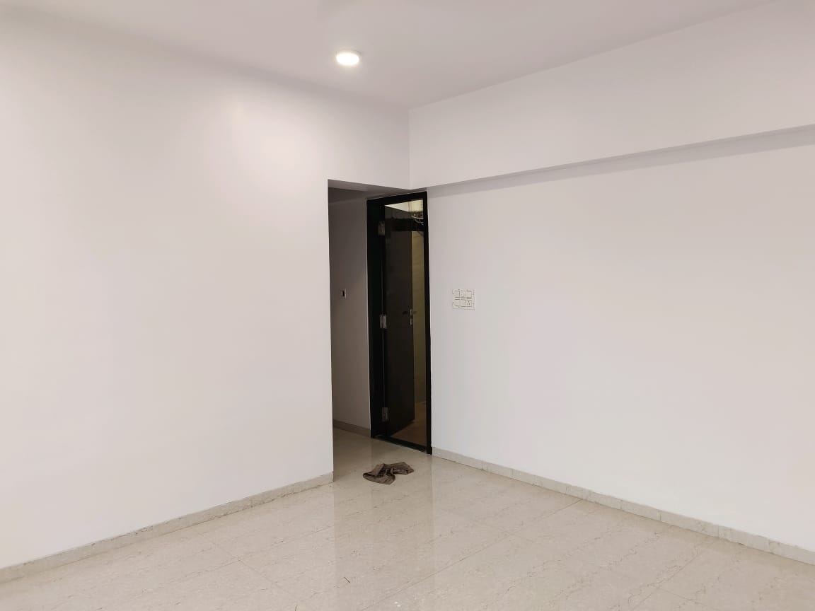 2 BHK 750 Sq.Ft. Apartment in Millionaire Heritage