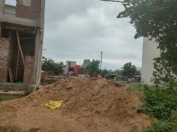  Plot For Sale in Salaiya