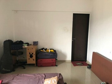 Bedroom in 3 BHK Apartment at Erandavane CHS, Erandwane – for Rent
