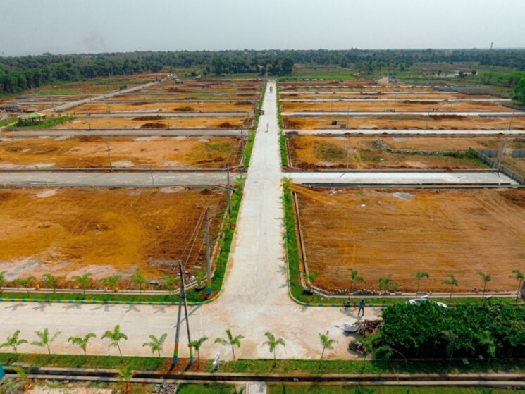 Garden, thagarapuvalasa  180 Sq.Yd. Plot In Thagarapuvalasa Vizag 8644495