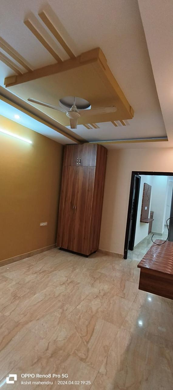 2 BHK Builder Floor For Rent in Aman Vihar
