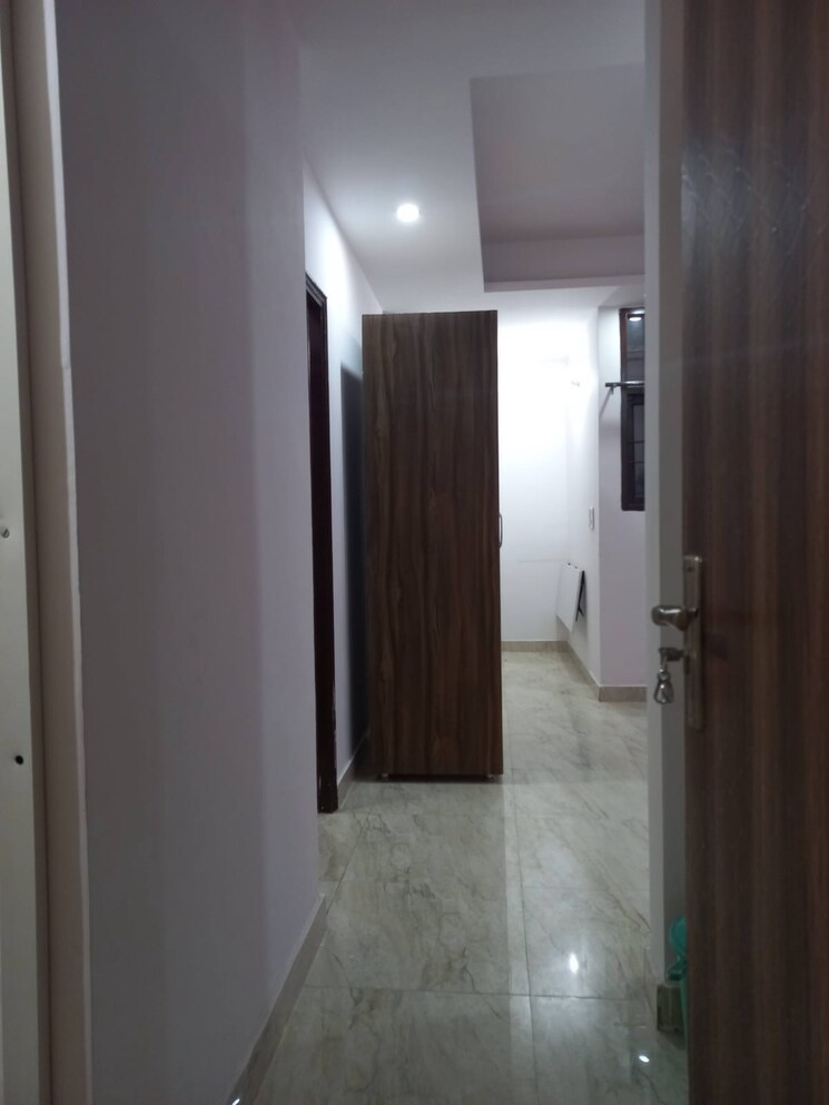 Bathroom, sector 51 2 Bedroom 1000 Sq.Ft. Apartment In Sector 51 Noida 8644534