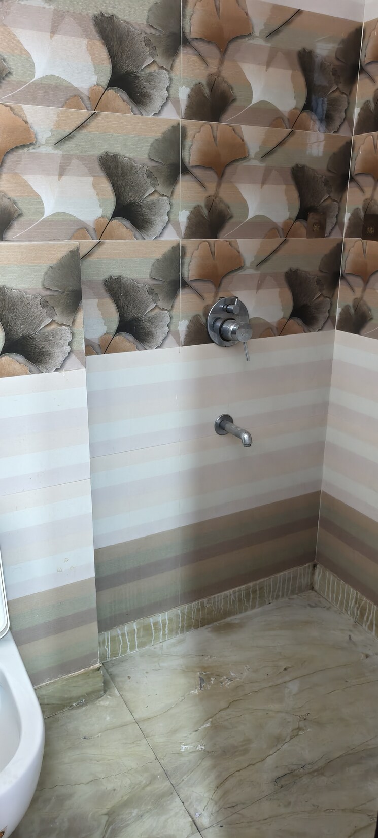 Bathroom, lajpat nagar i 2 Bedroom 900 Sq.Ft. Builder Floor In Lajpat Nagar I Delhi 8644600