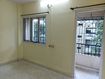 2 BHK Apartment For Rent in Himgiri Lokupvan Phase II CHS Ltd, Vasant Vihar