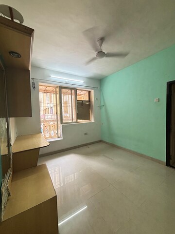Room in 3 BHK Apartment at Gundecha Orchid Tower, Kandivali East – for Sale