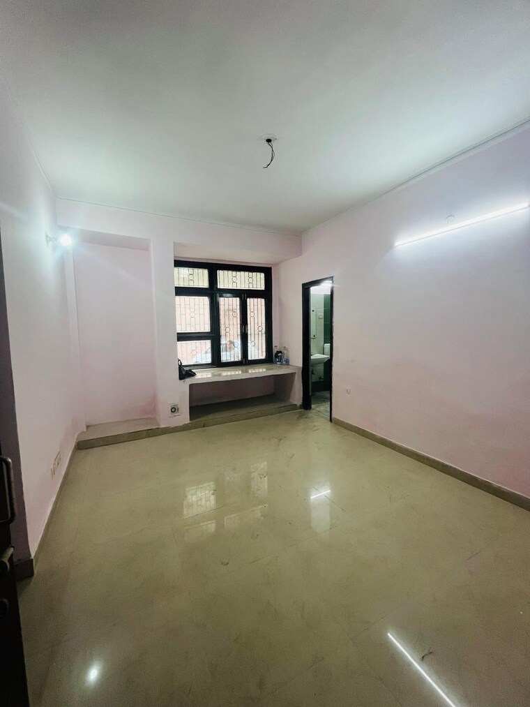 Room, hig-apartments 3 Bedroom 120 Sq.Ft. Apartment In Omicron I Greater Noida Greater Noida 8644602