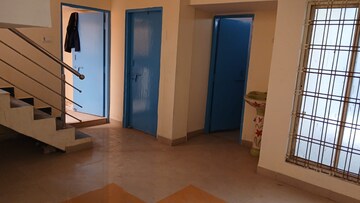 Room in 3 BHK Independent House at Kolar Road – for Sale