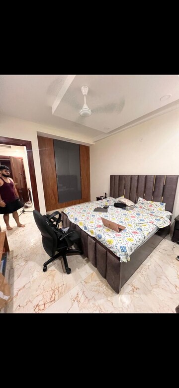 Bedroom in 2 BHK Builder Floor at Sector 11 – for Rent