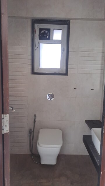 Bathroom in 3 BHK Apartment at Kabra Hyde Park Residency F5 Building Phase, Manpada – for Rent