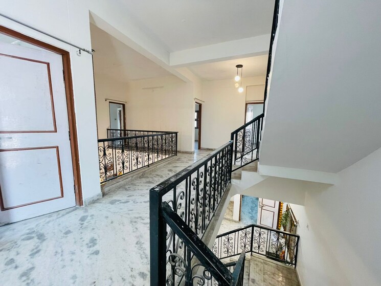 Balcony, kolar road 6 Bedroom 2400 Sq.Ft. Villa In Kolar Road Bhopal 8644640