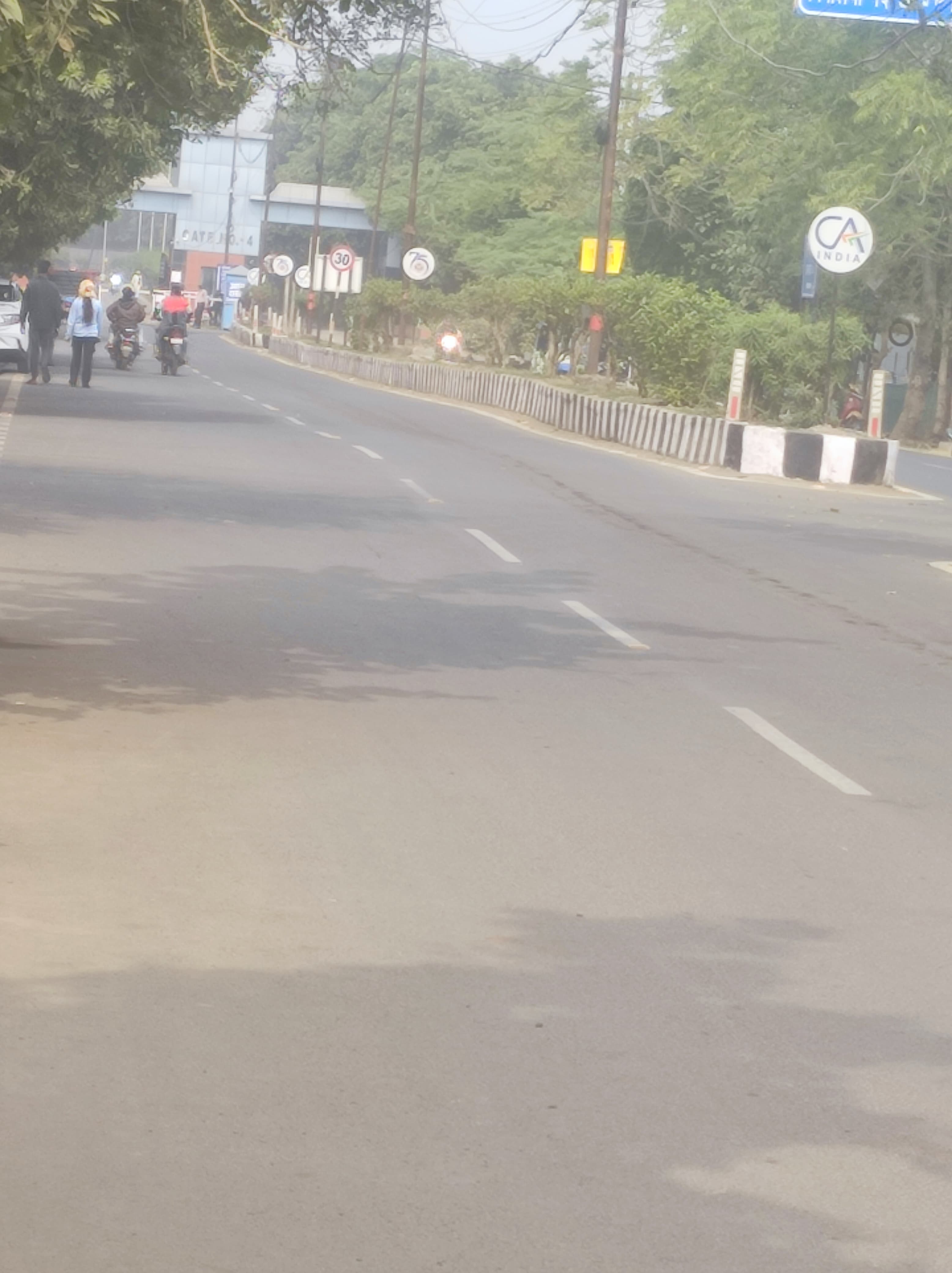 Plot For Sale in Saket Nagar