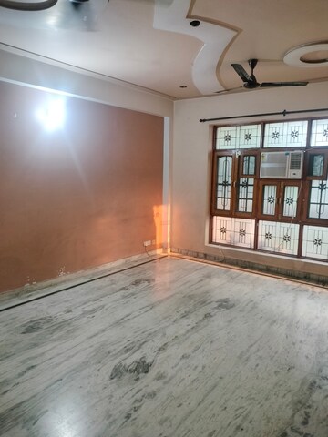 2 BHK Builder Floor For Rent in Gomti Nagar
