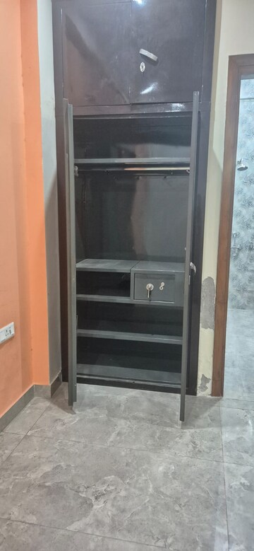 Furnished Amenities in 2 BHK Independent House at Sector 105 – for Rent