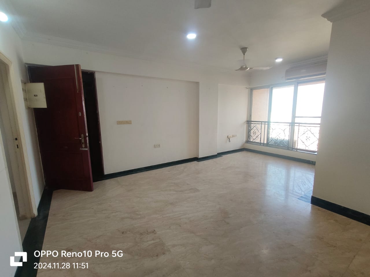 2 BHK Apartment For Rent in Hiranandani Avalon