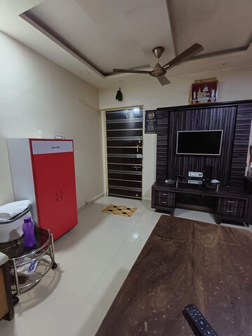 Master Bedroom in 2 BHK Apartment at Arjun CHS Vasant Vihar, Vasant Vihar – for Rent