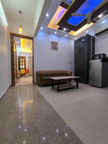 Living Room in 1 BHK Builder Floor at Sector 43 – for Rent
