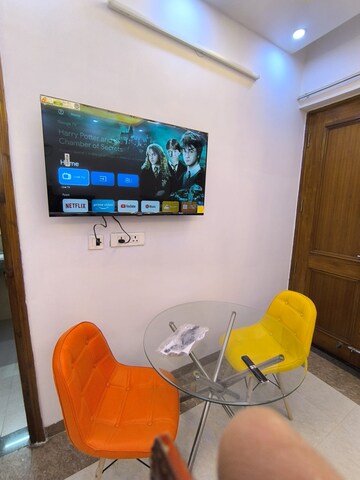 Living Room in 1 BHK Builder Floor at Sector 43 – for Rent