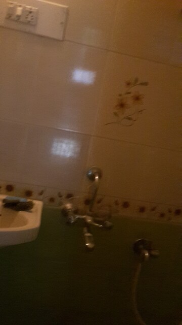 Bathroom in 1 RK Independent House at Rt Nagar – for Rent