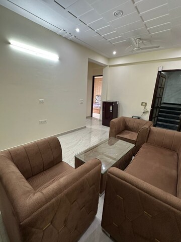 Master Bedroom in 2 BHK Builder Floor at Huda Market, Sector 31 – for Rent