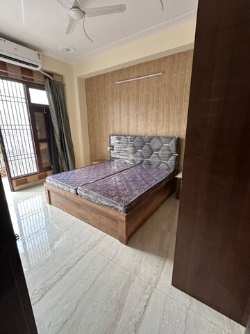 2 BHK Builder Floor For Rent in Huda Market, Sector 31
