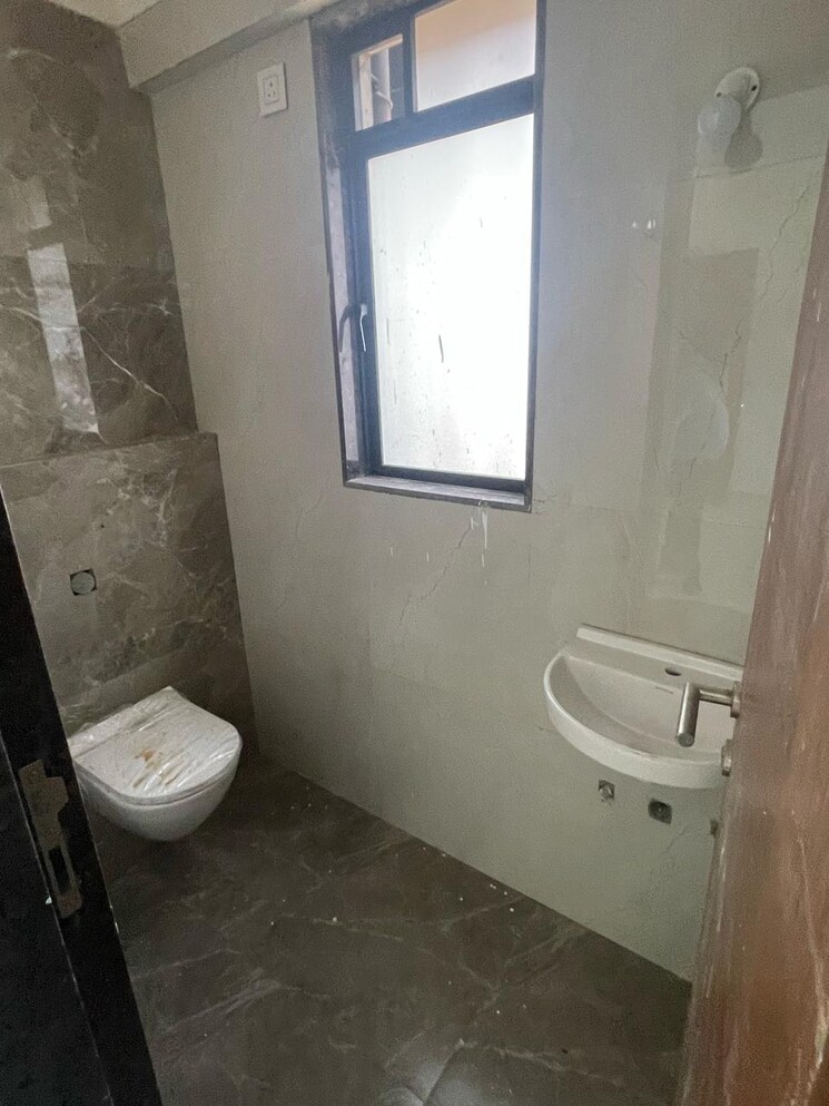 Bathroom, anmol-society 1 Bedroom 526 Sq.Ft. Apartment In Marol Mumbai 8644917