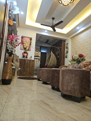 3.5 BHK Builder Floor For Sale in Sakshi Apartment, Niti Khand