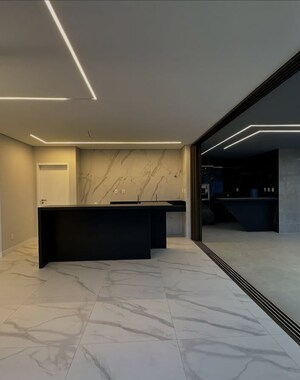 Kitchen in 3 BHK Builder Floor at Sector 33 – for Sale