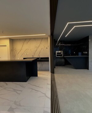 Kitchen in 3 BHK Builder Floor at Sector 33 – for Sale