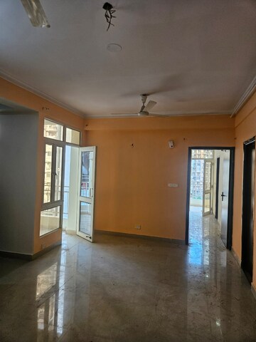 4 BHK Apartment For Rent in Sector 52