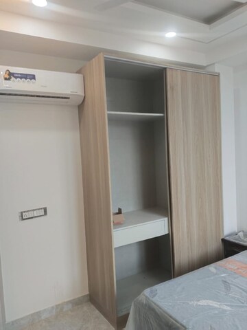 Furnished Amenities in 1.5 BHK Builder Floor at Sector 56 – for Rent