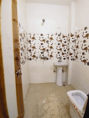 Bathroom in 2 BHK Builder Floor at Uttam Nagar – for Sale