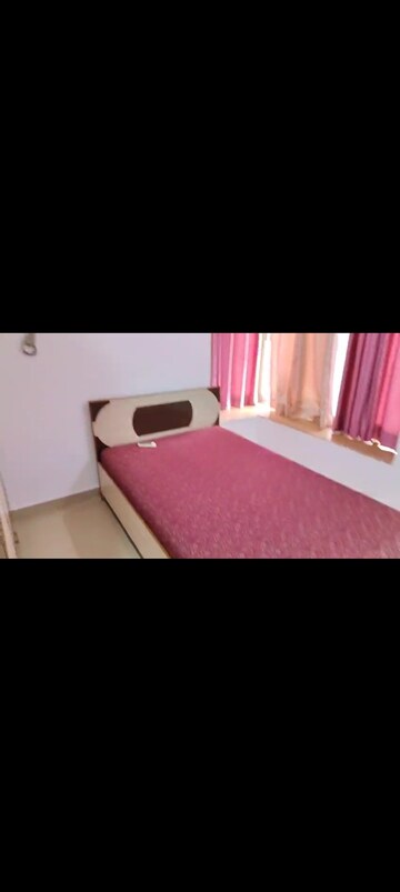Bedroom in 2.5 BHK Apartment at Runwal Garden City, Balkum Pada – for Rent