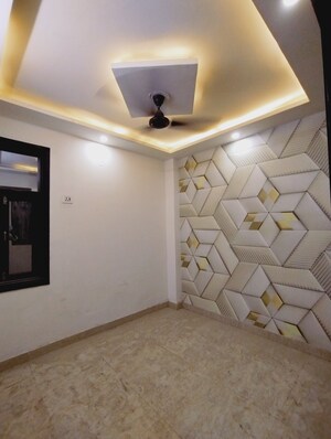 Furnished Amenities in 2 BHK Builder Floor at Uttam Nagar – for Sale