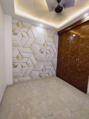 Furnished Amenities in 2 BHK Builder Floor at Uttam Nagar – for Sale