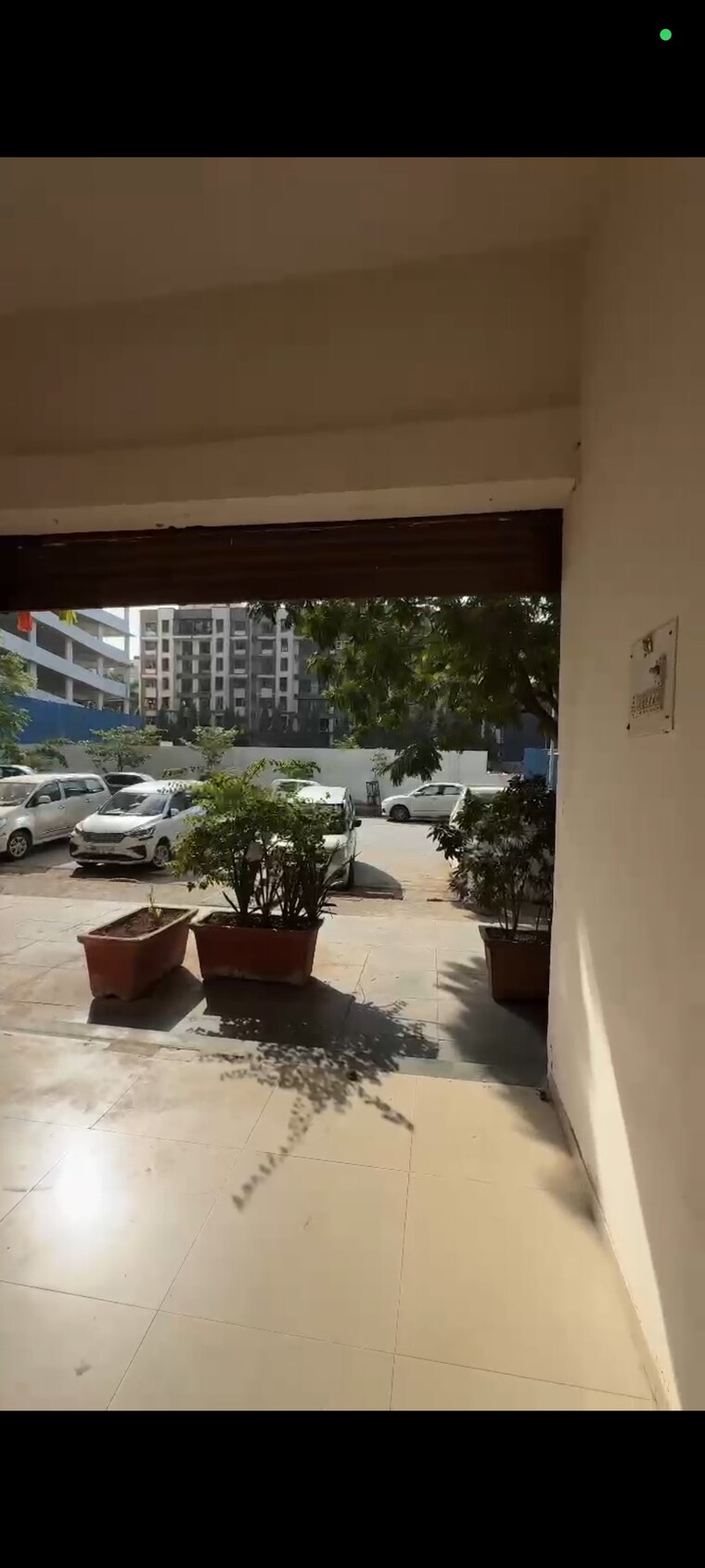  Parking, gaurav-avishkar Commercial Office Space 250 Sq.Ft. In Mira Road Thane 8645182