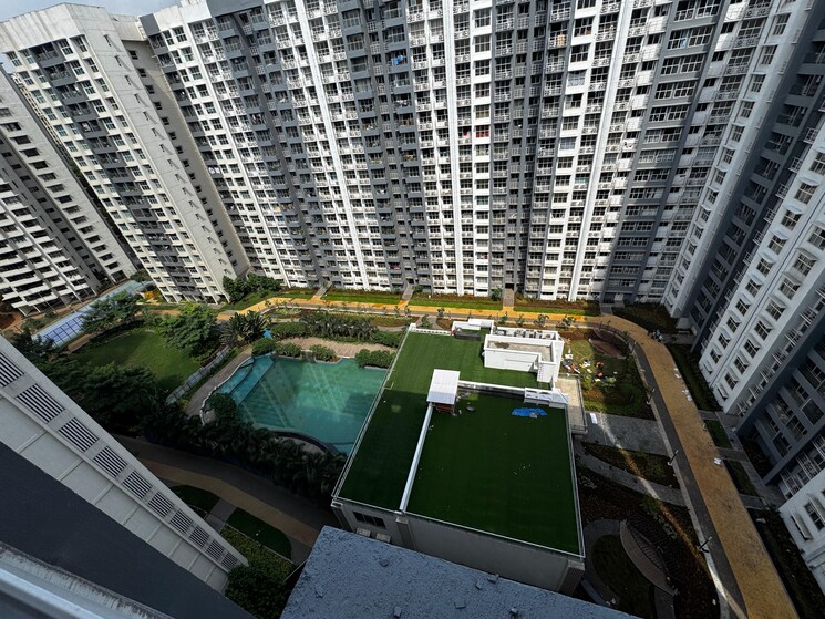 Balcony, lnt-veridian 2 Bedroom 651 Sq.Ft. Apartment In Powai Mumbai 8645303