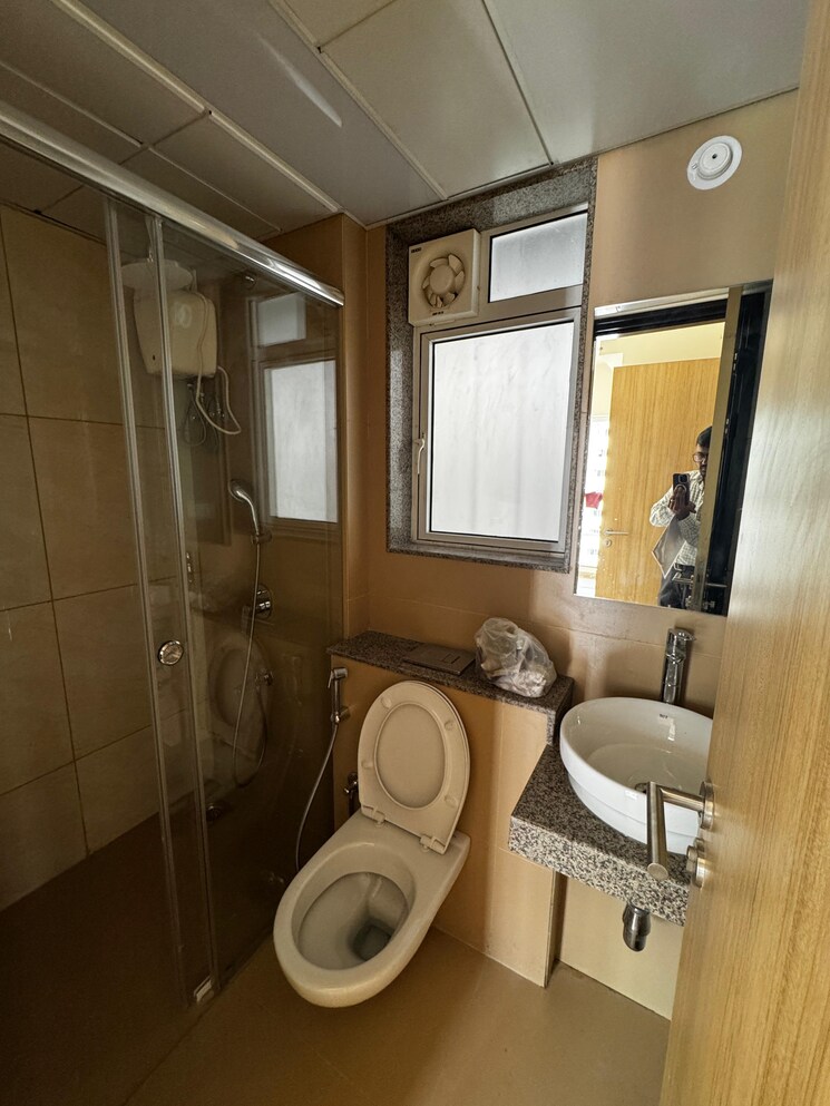 Master Bedroom, lnt-veridian 2 Bedroom 651 Sq.Ft. Apartment In Powai Mumbai 8645303