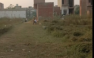 Plot For Sale in Kalindi Kunj
